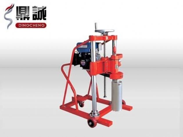 點擊查看詳細信息<br>標題：內燃式鉆孔取芯機 閱讀次數(shù)：4379