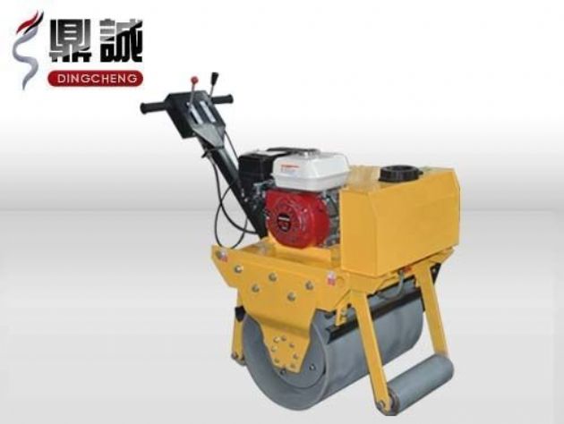 點(diǎn)擊查看詳細(xì)信息<br>標(biāo)題：輕型手扶式單鋼輪壓路機(jī) 閱讀次數(shù)：12708