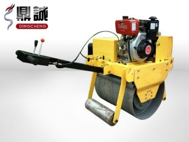 點(diǎn)擊查看詳細(xì)信息<br>標(biāo)題：重型手扶式單鋼輪壓路機(jī) 閱讀次數(shù)：13283