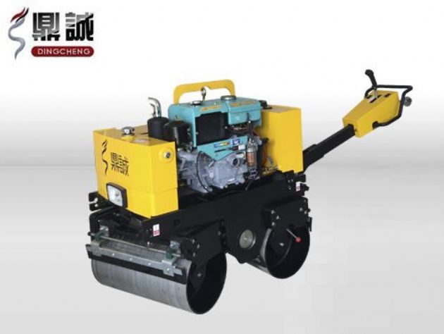 點(diǎn)擊查看詳細(xì)信息<br>標(biāo)題：DC-840-I全液壓手扶雙鋼輪壓路機(jī) 閱讀次數(shù)：14479