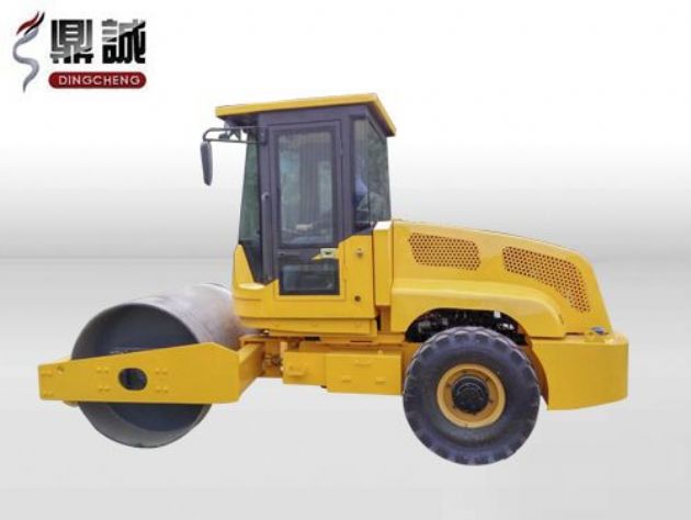 點(diǎn)擊查看詳細(xì)信息<br>標(biāo)題：6噸單鋼輪振動(dòng)壓路機(jī) 閱讀次數(shù)：13276