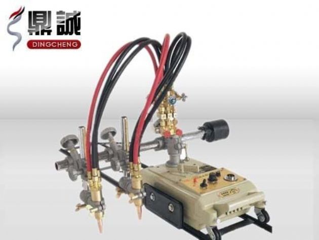 點(diǎn)擊查看詳細(xì)信息<br>標(biāo)題：雙頭多頭火焰切割機(jī) 閱讀次數(shù)：4609