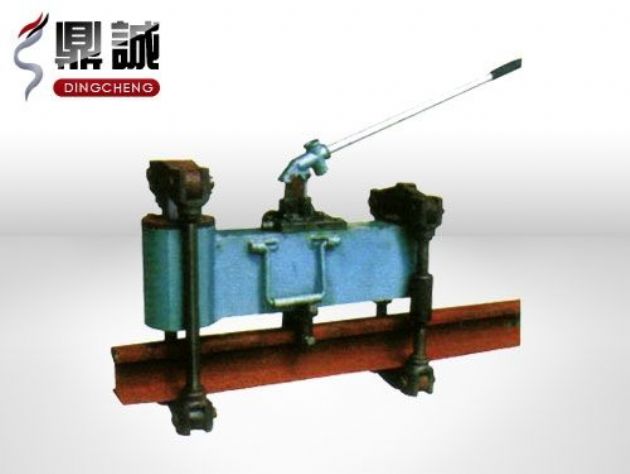 點擊查看詳細(xì)信息<br>標(biāo)題：液壓校正機 閱讀次數(shù)：4320