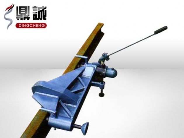點擊查看詳細(xì)信息<br>標(biāo)題：水平液壓彎軌機 閱讀次數(shù)：4872