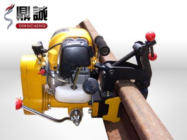點擊查看詳細(xì)信息<br>標(biāo)題：內(nèi)燃鋼軌鉆孔機 閱讀次數(shù)：4723